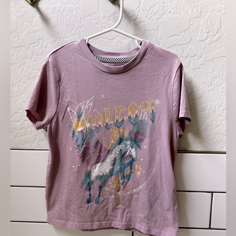 Volcom Girls graphic tee in purple size {6}